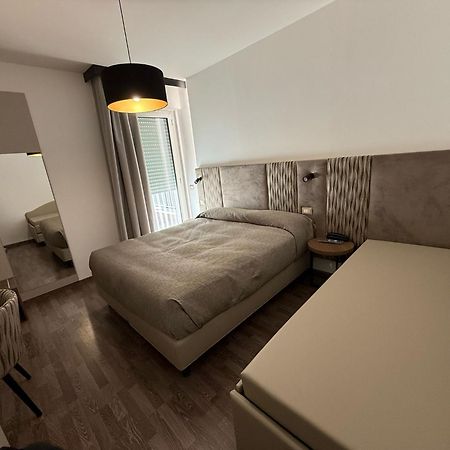 Hotel Miramare Pineto Ngoại thất bức ảnh